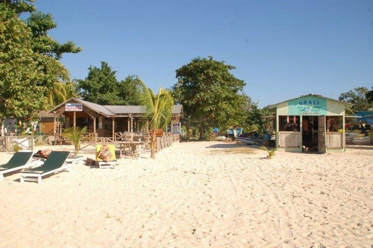 Hidden Paradise Resort Hotel Negril Esterno foto