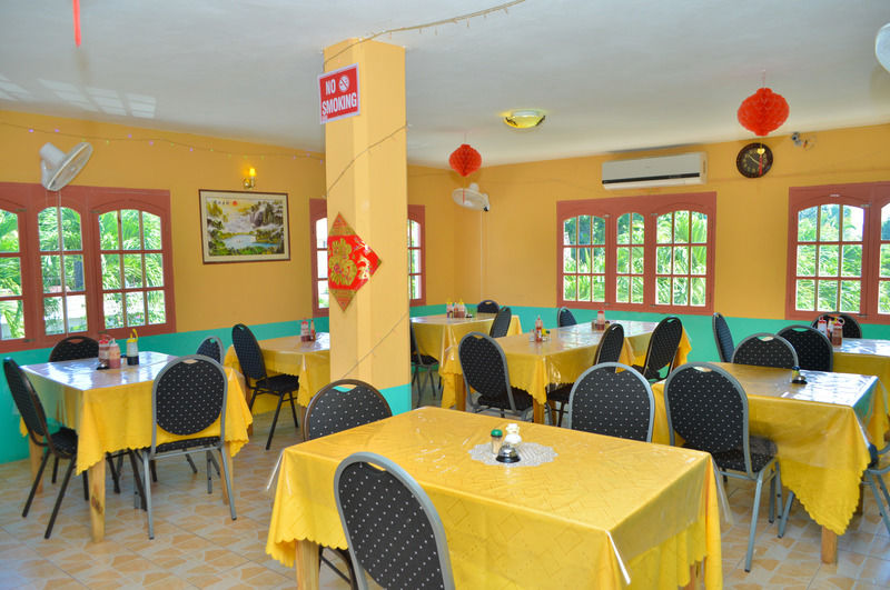 Hidden Paradise Resort Hotel Negril Esterno foto