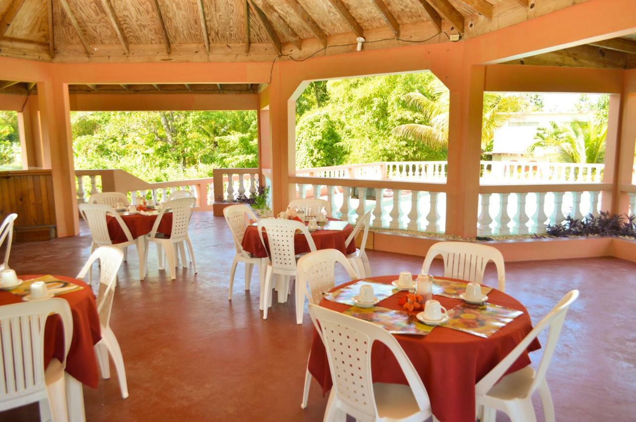 Hidden Paradise Resort Hotel Negril Esterno foto